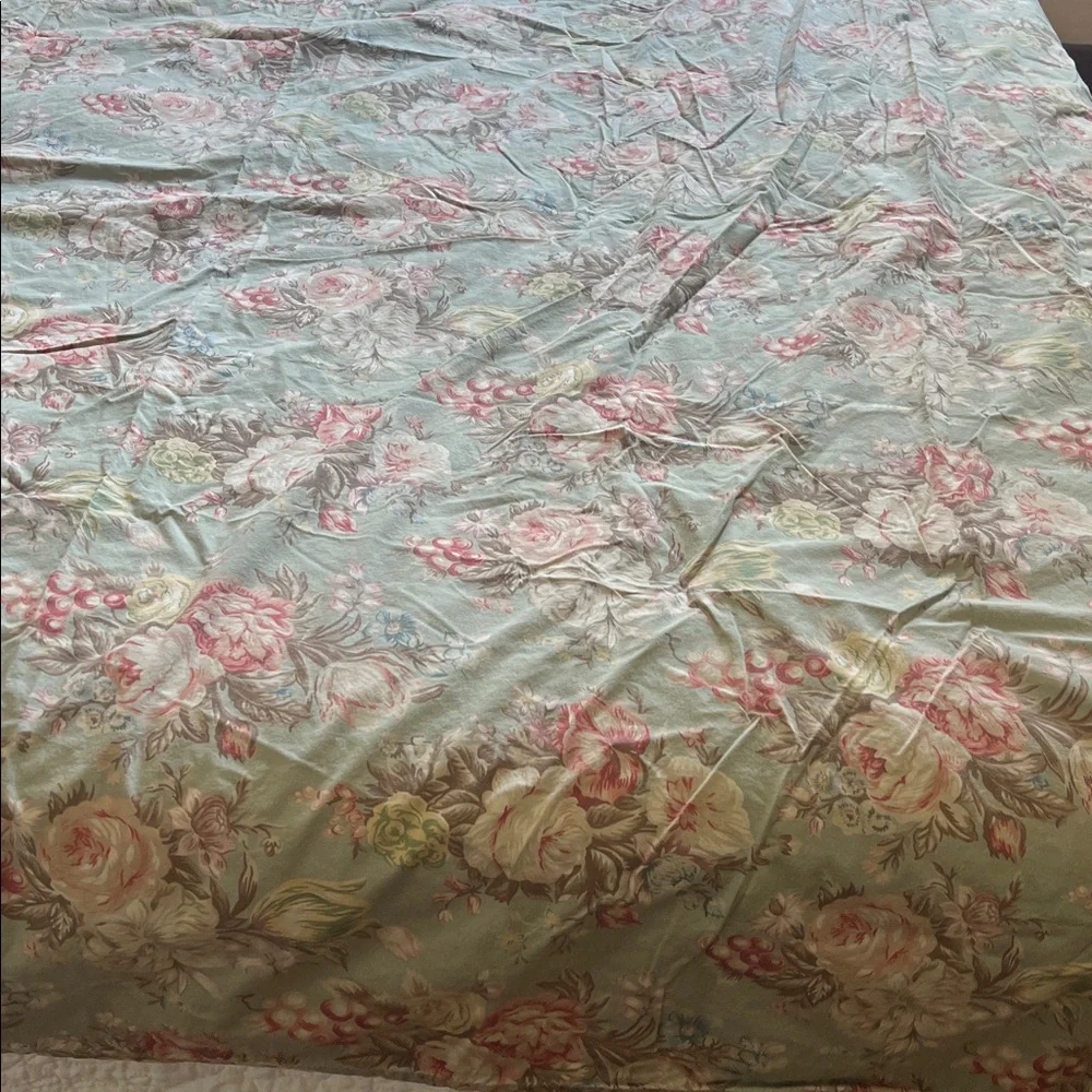 Ralph Lauren Floral Sheet Set in Light Blue with Pink and Cream Accents